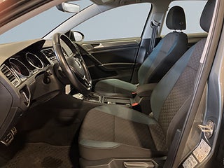 Volkswagen Golf 5-dörrar 1.0 TSI OPF Base Drag Kamera Psens S&V-hjul – bild 7