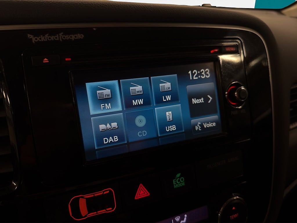 Mitsubishi Outlander 2.2 Di-D 4WD Business 7-sits, Läder, Kamera