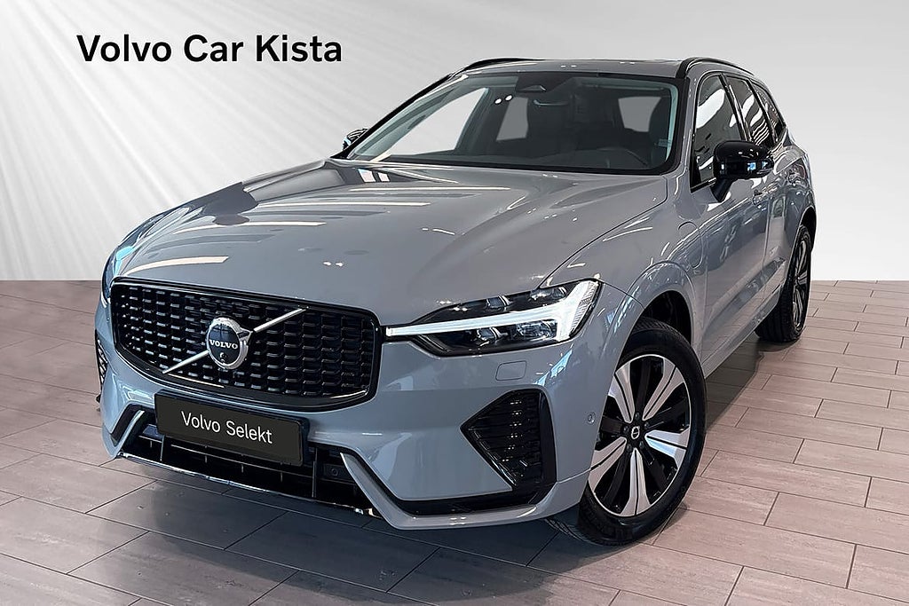 Volvo XC60 T6 Plus Dark Edition Läder Drag Pano 360Kam