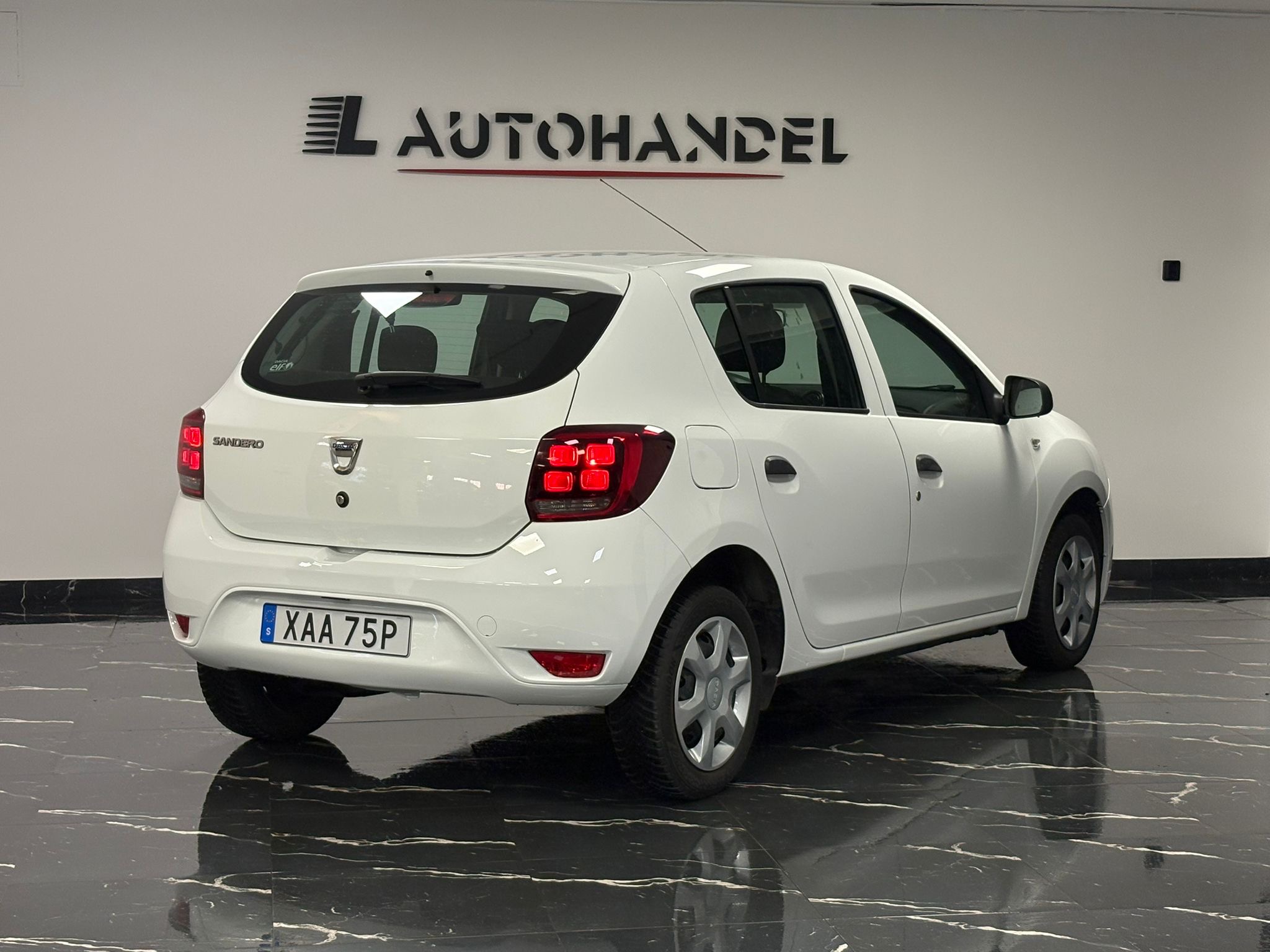 Dacia Sandero 0.9 TCe Nybesiktigad 90Hk 2020, bild 4/10