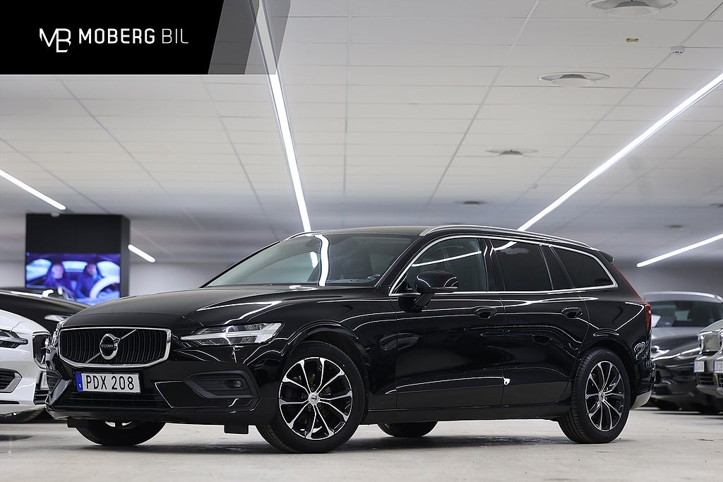 Volvo V60 D3 150hk Helg på Moberg! Momentum HUD Drag Läder B-kamera Navi
