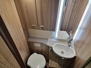 Husbil-halvintegrerad Swift Toscane 794 EQ 13 av 17