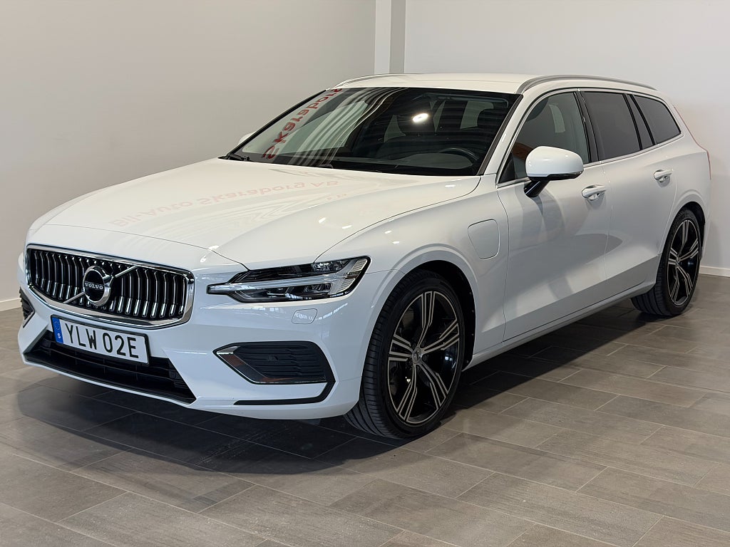 Volvo V60 T6 AWD Inscription Kamera Läder Dragkrok