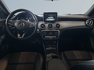 Mercedes-Benz CLA200 200 7G-DCT Urban Line S&V-hjul/Kamera/Carplay – bild 8