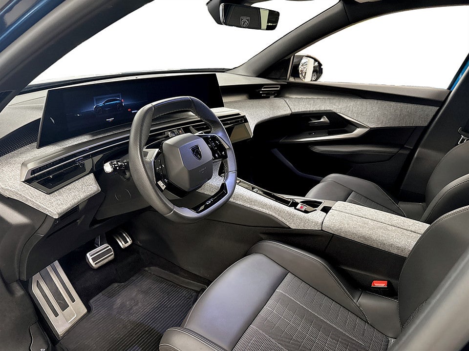 Bild på Peugeot 3008 GT Hybrid 145hk Aut B-KAMERA CARPLAY