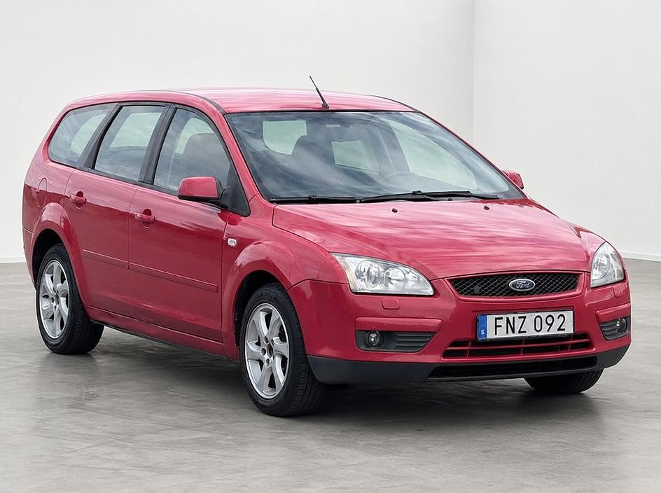 Ford Focus Kombi 5-dörrars 1.8 dragkrok farthållare nybesiktad