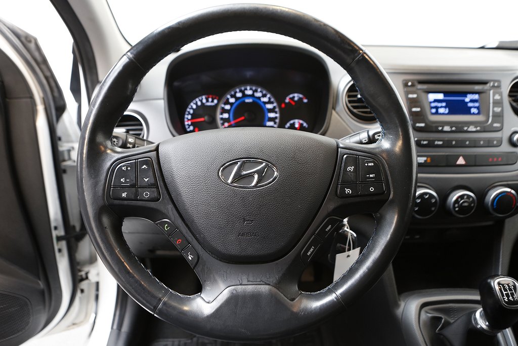 Hyundai i10 1,0 67hk GO! Edition 5D P-sensorer Bluetooh 2016