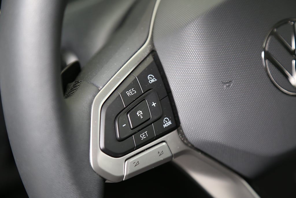 Volkswagen Tayron 1,5 eTSI Life EDT 7-Sits Värmare Drag VAT 2025