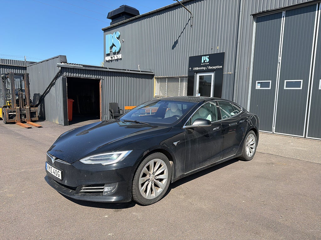 Tesla Model S 