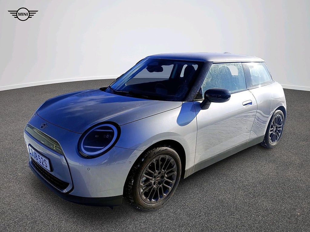 MINI Cooper SE Essential Trim, Paket S