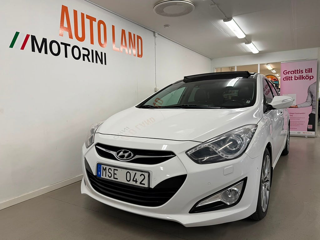 Hyundai i40 cw 1.7 CRDi Business / AUTOMAT / NAV / DRAG 