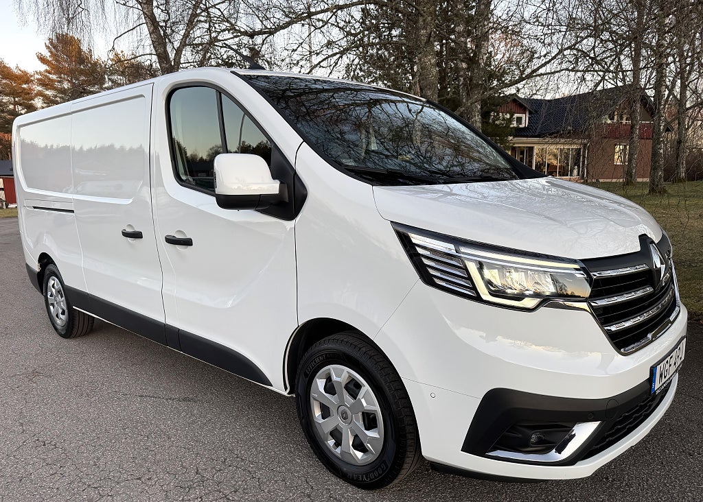 Renault trafic 150 dCi Långt Skåp Dieselvärmare & Drag