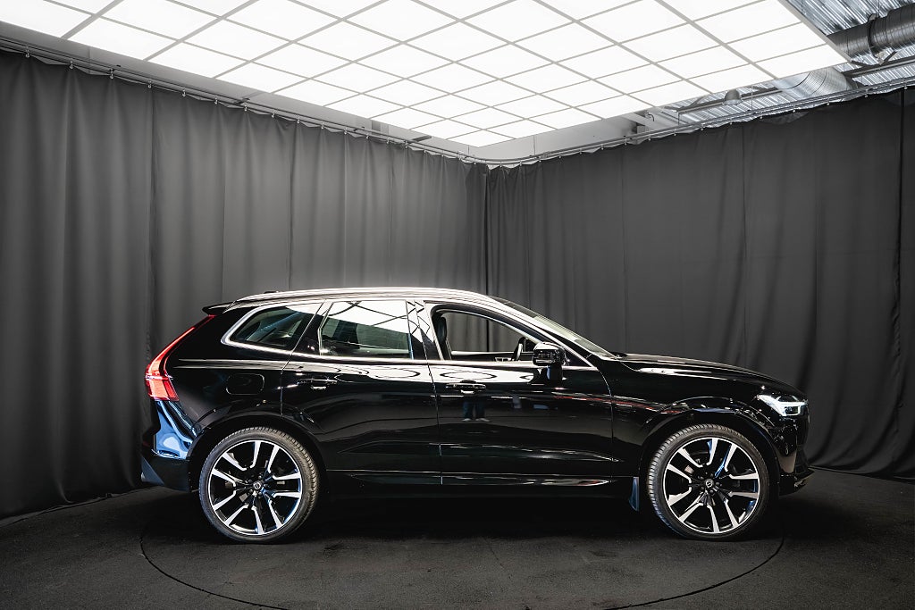 Volvo XC60 B5 AWD 22'' DRAG D-VÄRMARE CARPLAY 250hk