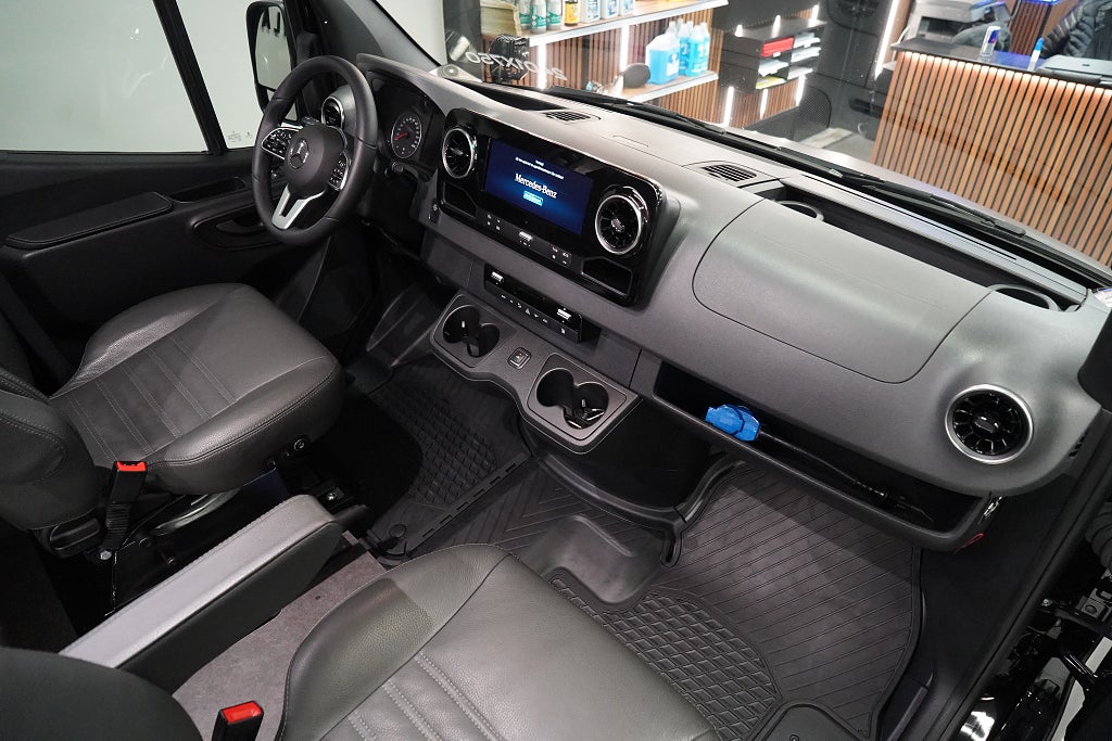 Mercedes-Benz Sprinter  2025 - miniatyr 17