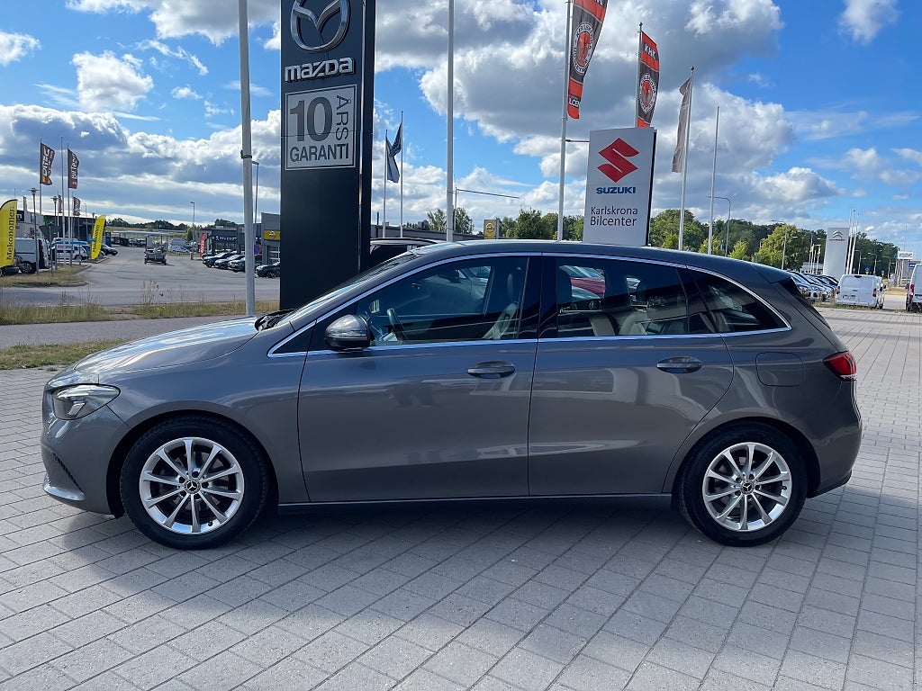 Mercedes-Benz B 180 7G-DCT 136 hk, automat, dragkrok