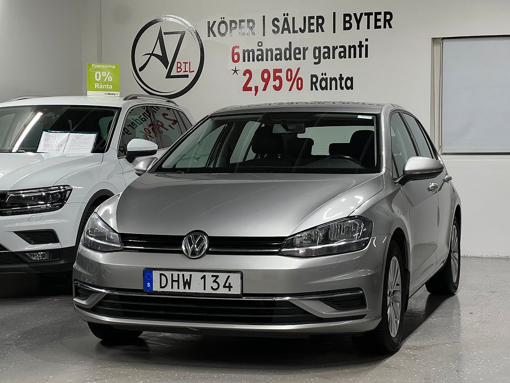 Volkswagen Golf 5-dörr 1.0 TSI B-Motion Euro 6 GPS LÅGMIL 