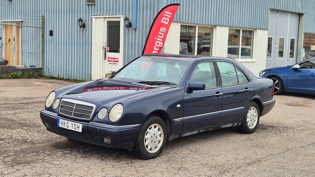 Mercedes-Benz E230 230 AUT