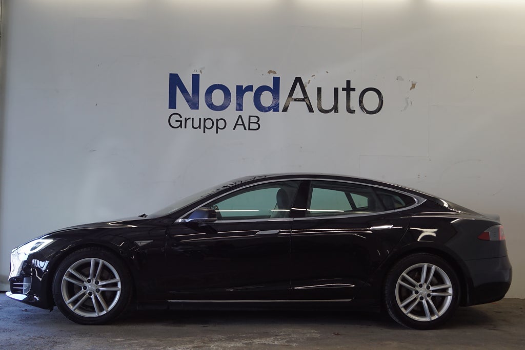 Tesla Model S 90D AWD PANORAMATAK 423HK Luftfjädring free supercharge