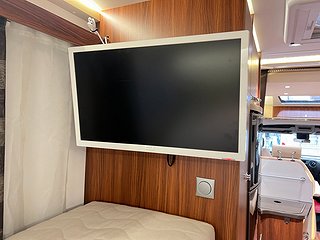 Husbil-halvintegrerad Adria MATRIX SUPREME M 687 SL 22 av 36
