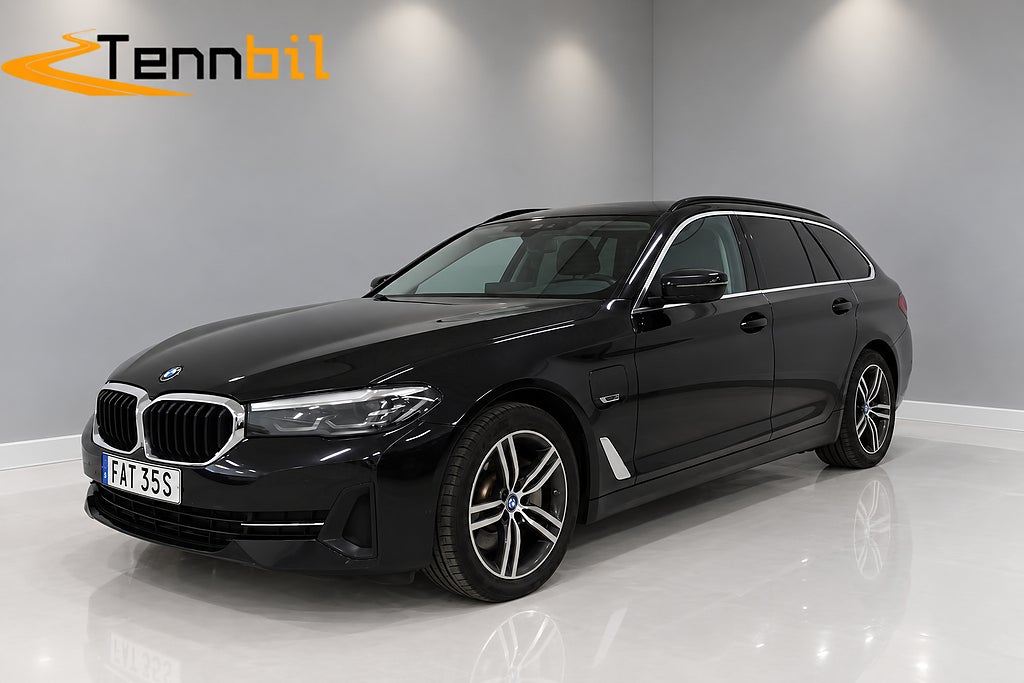 BMW 530e xDrive Touring Läder Cockpit BLIS P-Värme Dragkrok