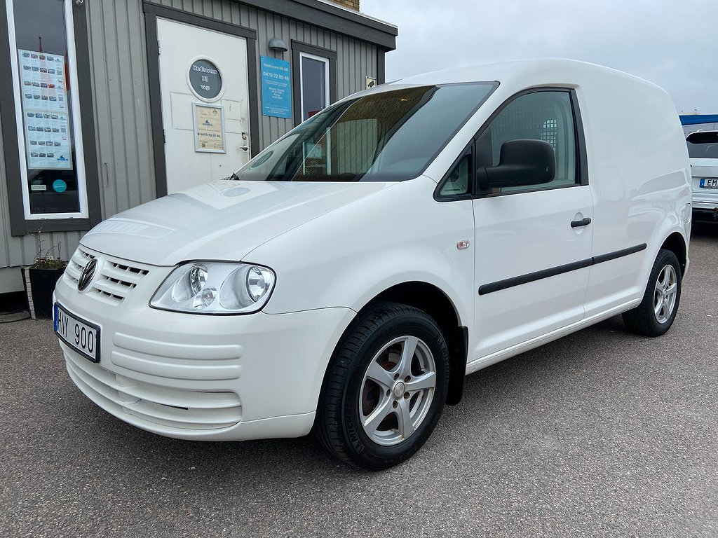 Volkswagen Caddy 1,9 TDI 105HK Skåpbil *LÅGMIL I GOTT SKICK* /Drag*