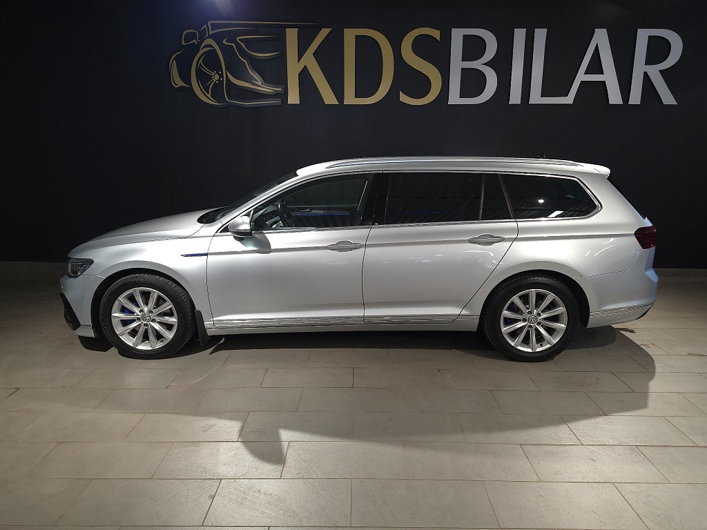 Volkswagen Passat GTE 1.4 TSI Hybrid Executive Euro6 218hk| Drag| Värmare