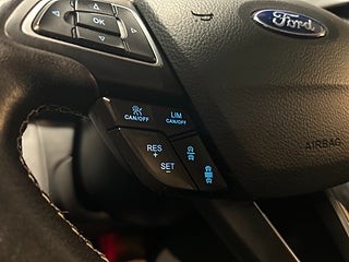 Ford Kuga 2.0 TDCi AWD Vignale Dvärm/Kamera/Drag/Pano/Skinn