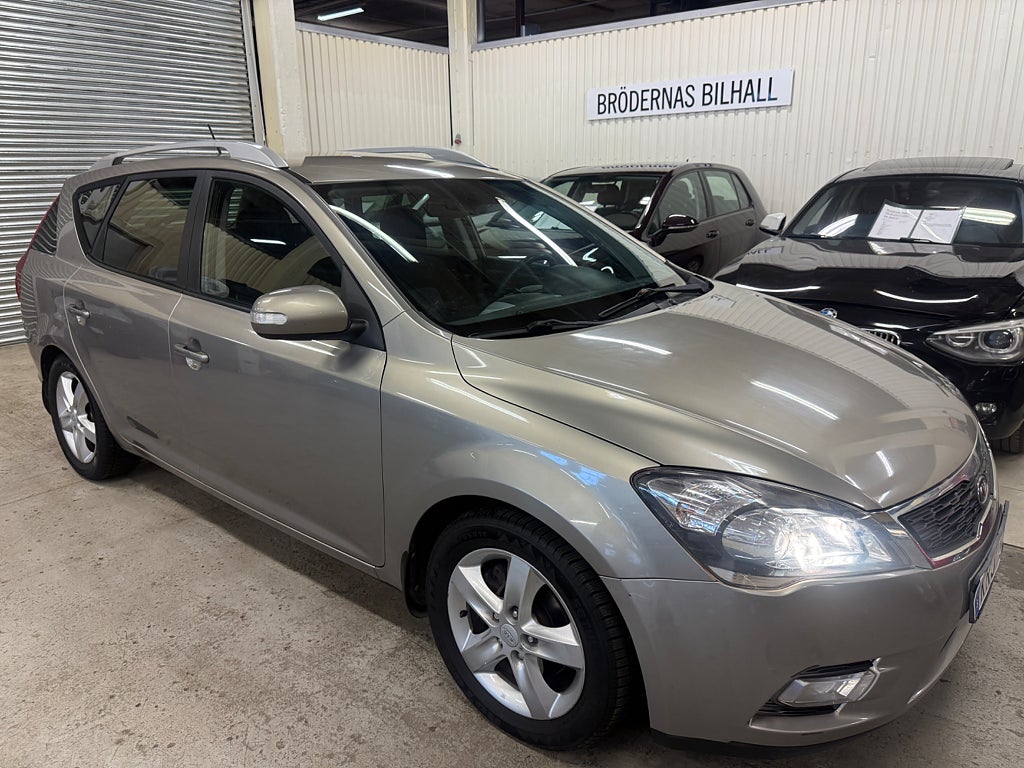 Kia Ceed sw 1.6 CRDi ECO/ Motorvärmare/ 6-Växel/ Nyservad/ AUX