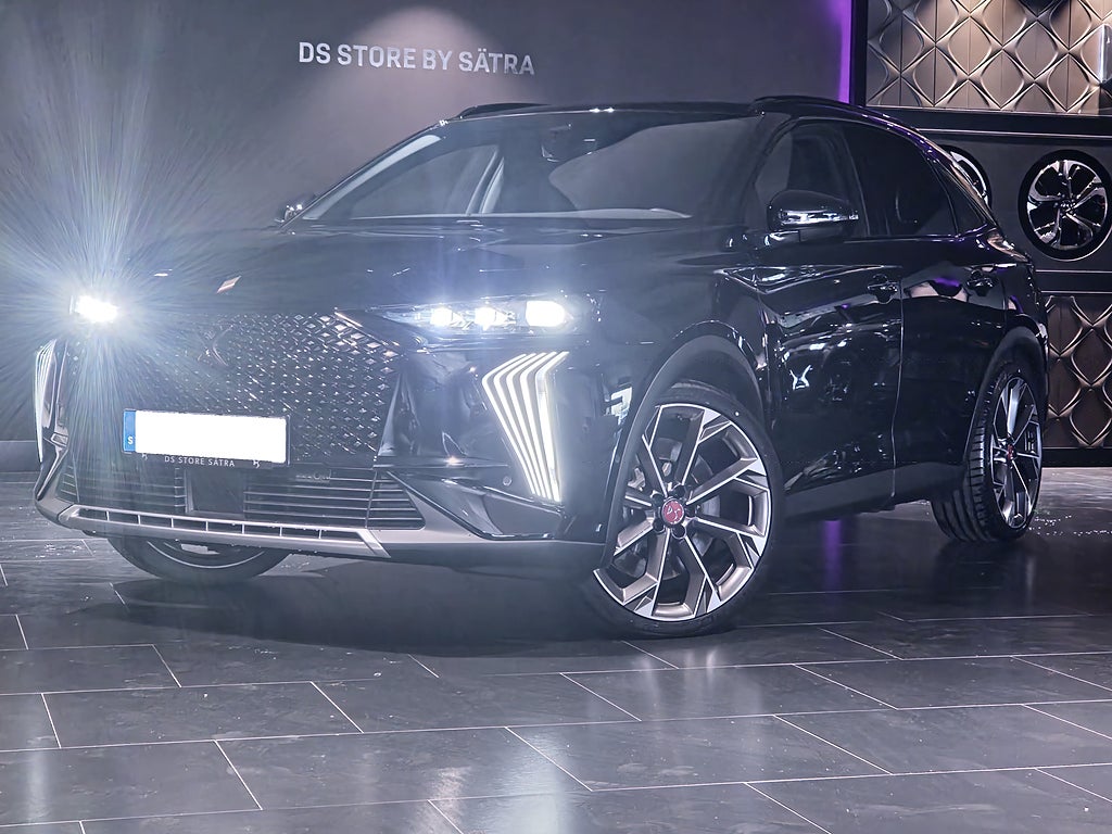 Bild på DS 7 Crossback E-Tense Performance Line+ 300hk Aut AWD - 360-KAMERA, CARPLAY, M