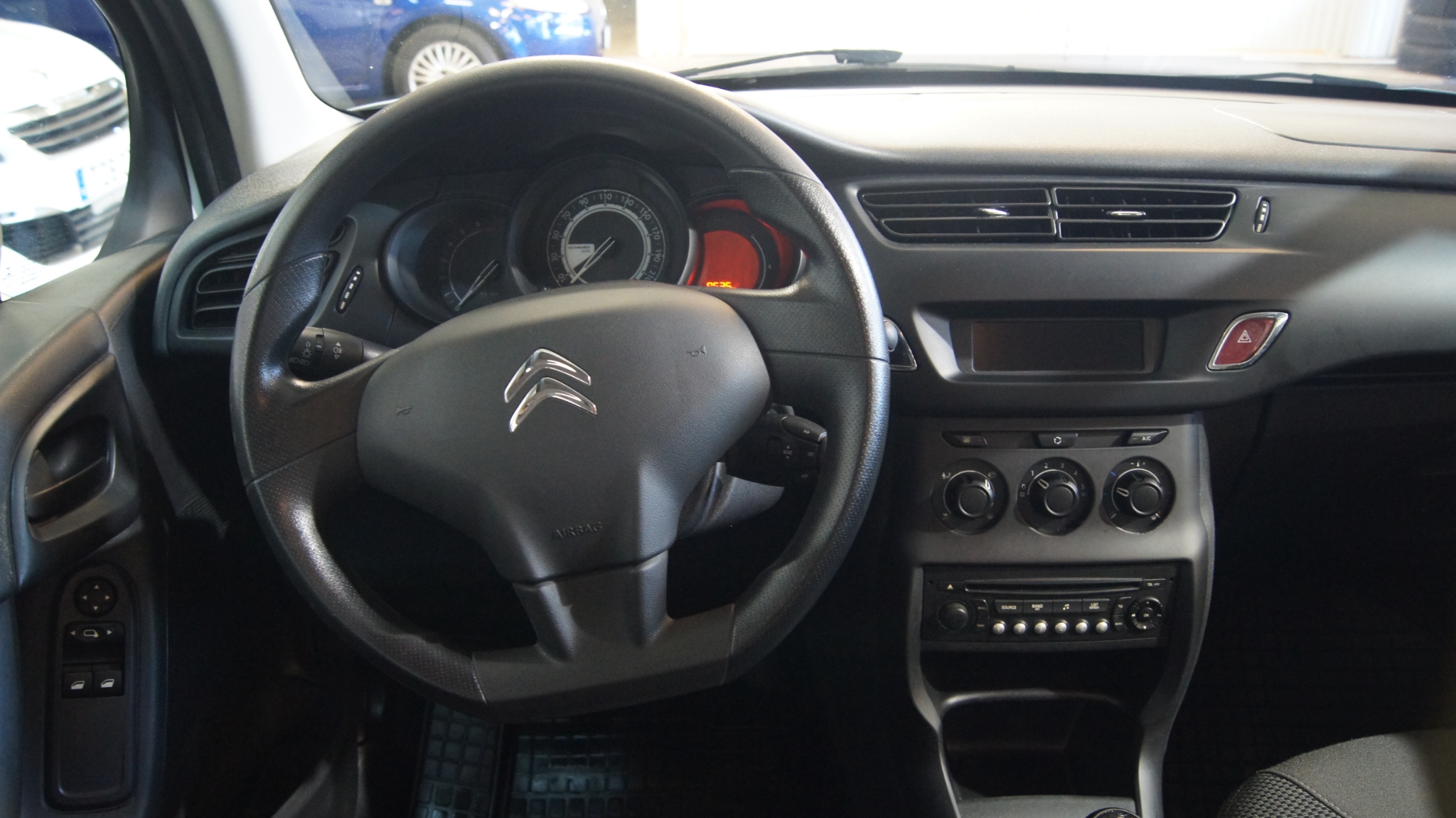 Citroen C3 1.2 PureTech VTi 82 2014, bild 7/10