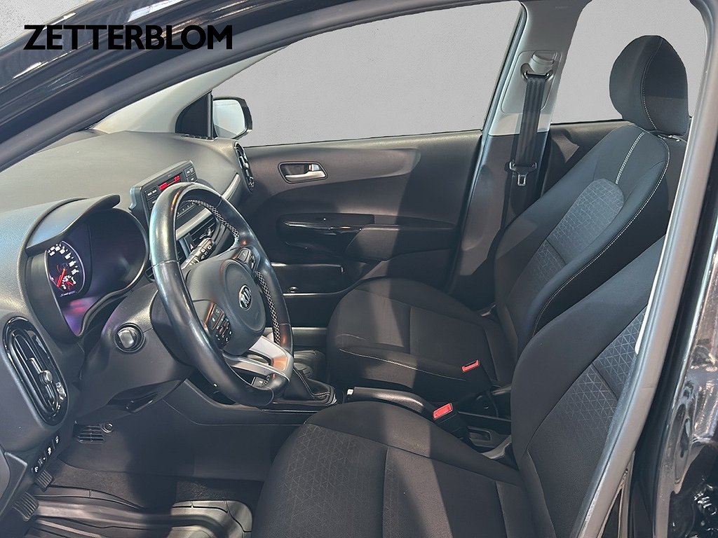 Halvkombi Kia Picanto 8 av 17