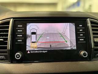 Skoda Karoq 1.0 TSI Style Drag Pvärm Kamera Psens Canton SoV