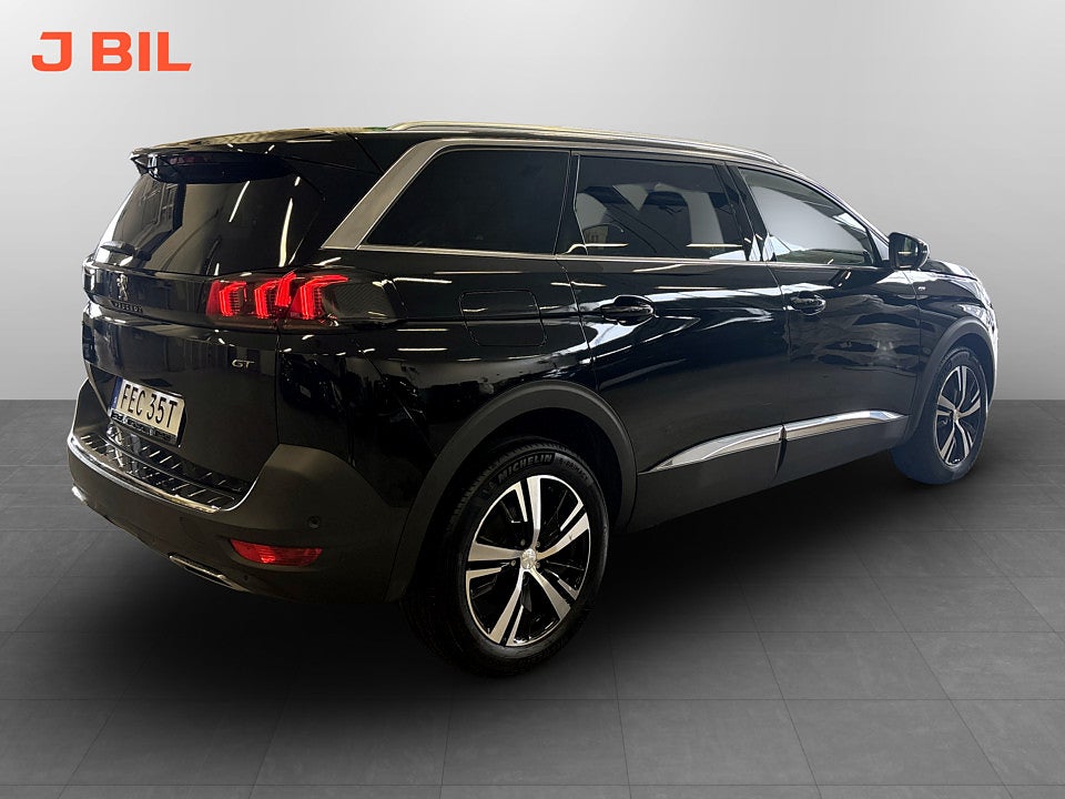 Bild på Peugeot 5008 GT 1.2 PT 130hk Aut 7-SITS B-KAMERA CARPLAY