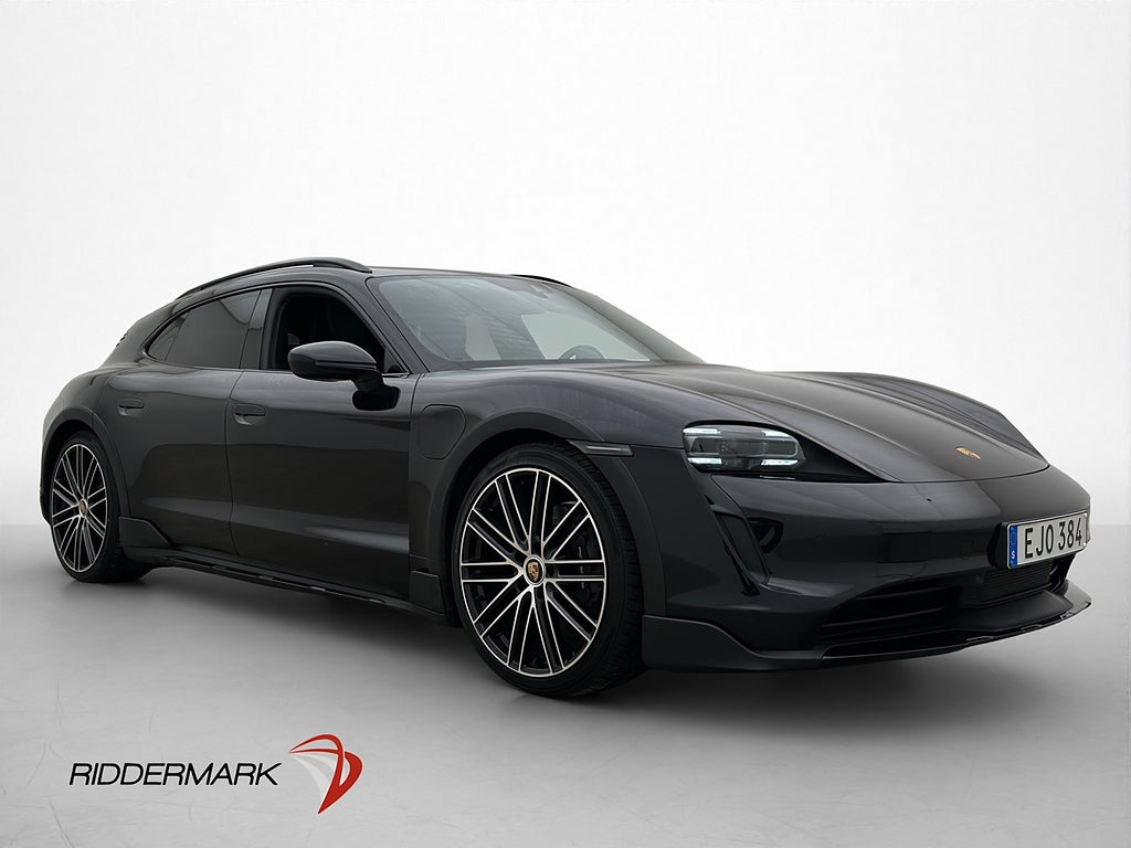 Porsche Taycan 4 Cross Turismo Offroad Chrono Pano BOSE