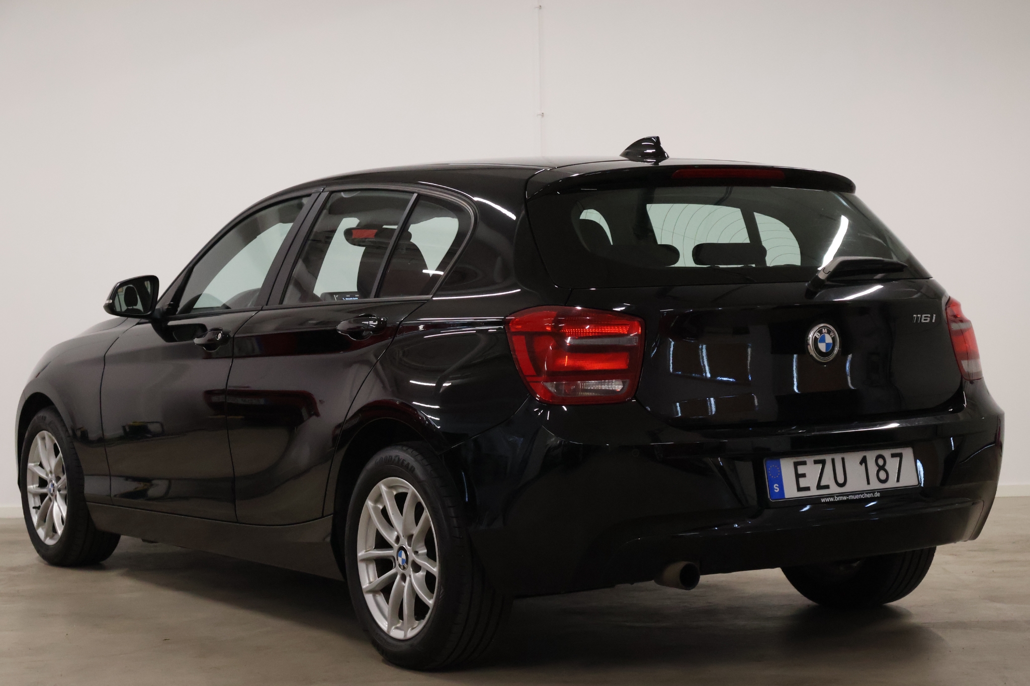 BMW 116 2013, kuva 7/10