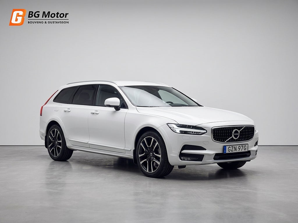 Volvo V90 Cross Country D4 190HK AWD Aut Advanced Drag/B&W/Värmare/Backkamera