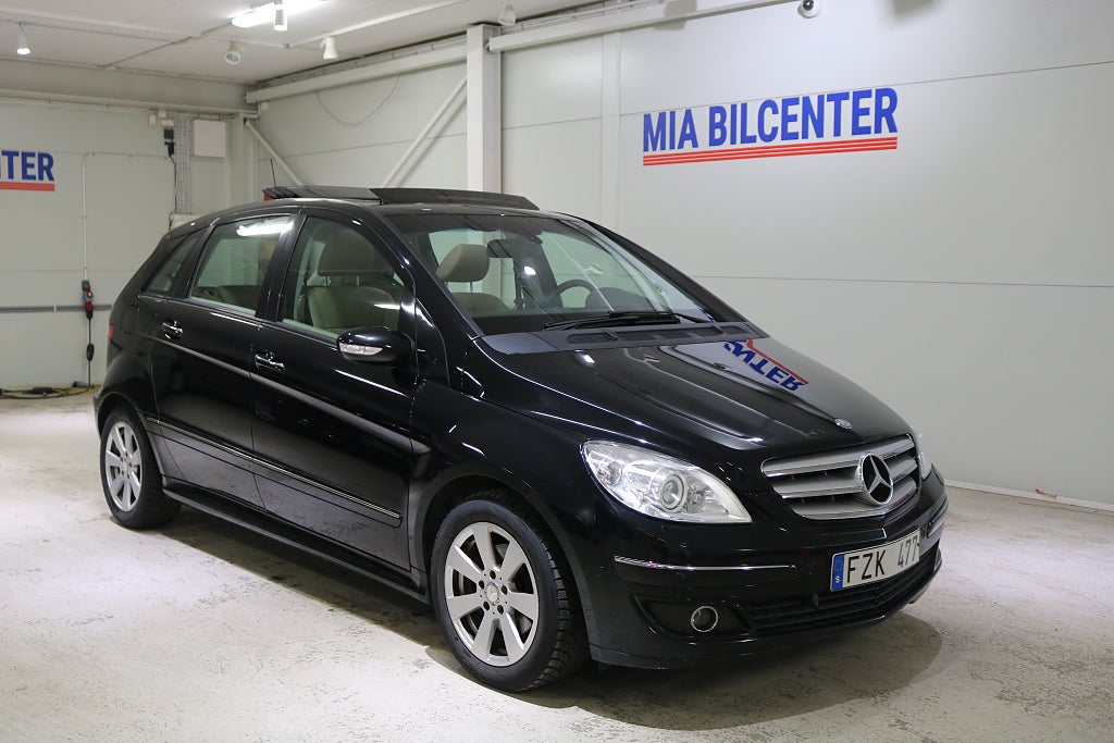 Mercedes-Benz B 200 Turbo 193HK Panorama/ Lågmil/ Fullservad