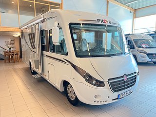 Husbil-integrerad Pilote Essentiel 740 G 3 av 33