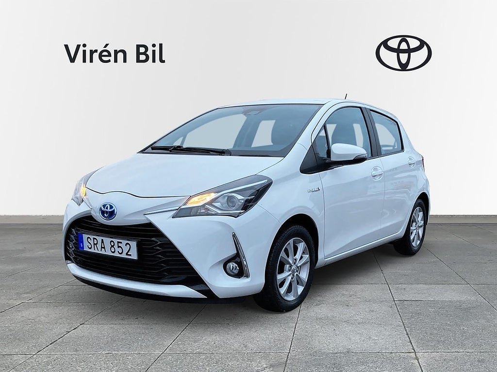 Toyota Yaris Hybrid Active (Vinterhjul+Motorv)