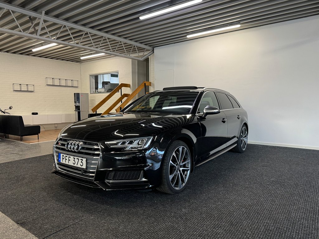 Audi S4 Avant 3.0 TFSI V6 quattro Panorama Fullutrustad