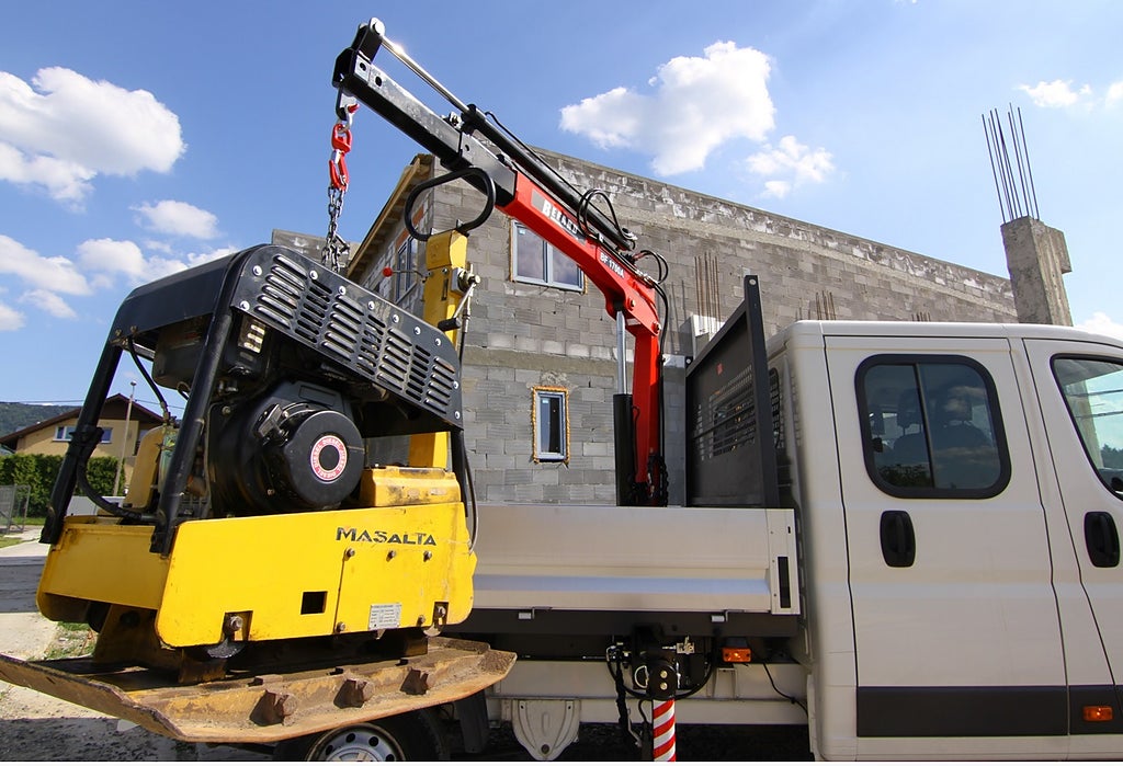 Peugeot Boxer 435 L4   1,7t KRAN 