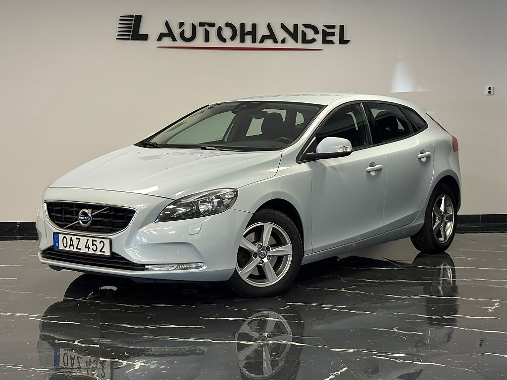Volvo V40 T3 Kinetic Nybesiktigad 150Hk