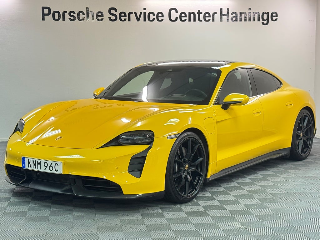 Porsche Taycan GTS