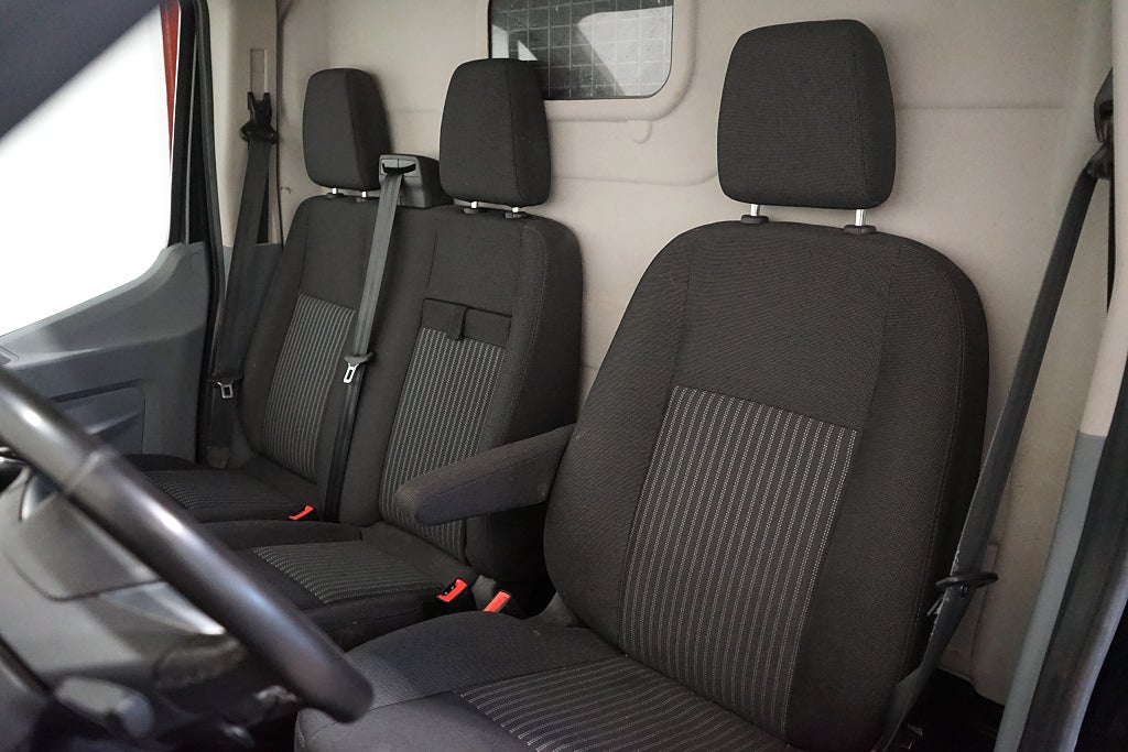 Ford transit 290 2.0 TDCi Manuell Värmare 130hk 4.99% Ränta