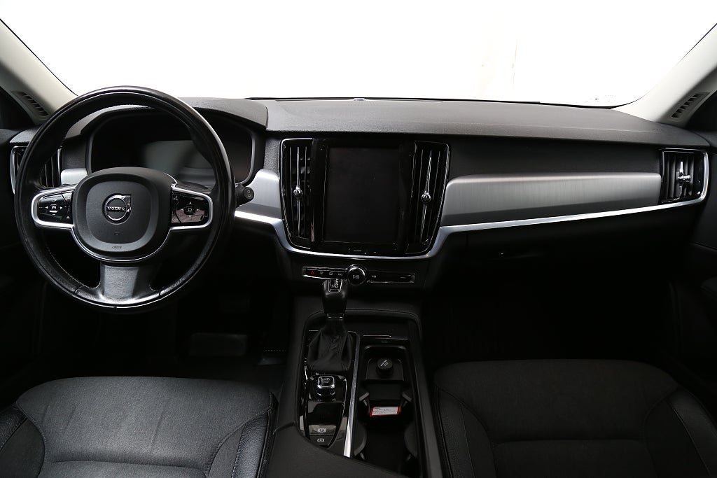 Volvo V90 D4 190hk Momentum SE ll AWD Aut Elstol VOC Dragkrok 2020