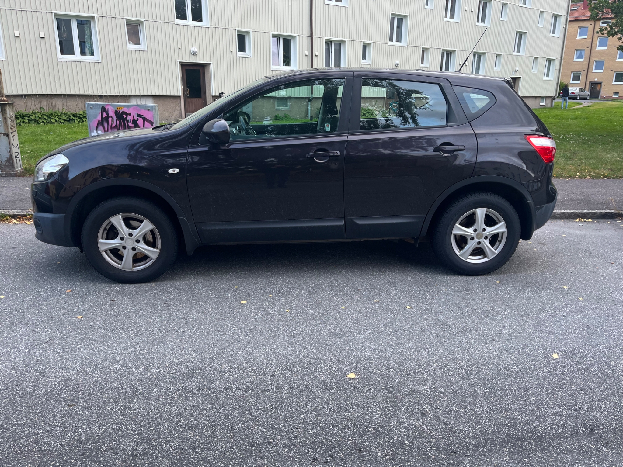 Nissan Qashqai 2011, bild 2/36