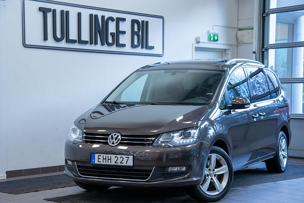 Volkswagen Sharan 2.0 TDI 7-Sits Pano B-Kamera Värm Eldörrar