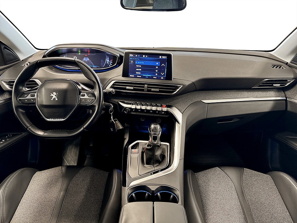 Bild på Peugeot 3008 Allure 1.2 PT 130hk CARPLAY FARTHÅLLARE