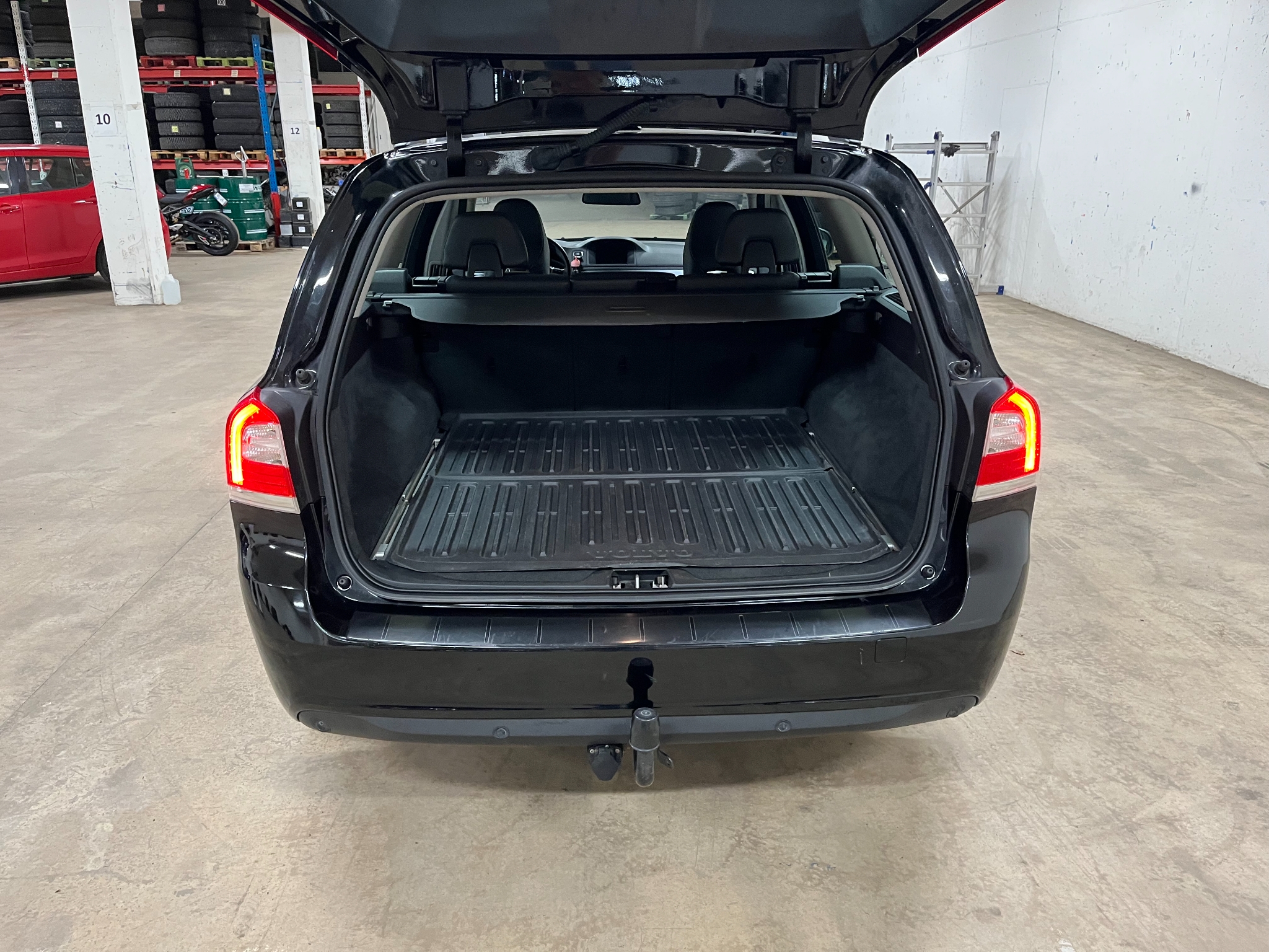 Volvo V70 D3 Classic, Momentum Euro 6 2016, photo 5/39