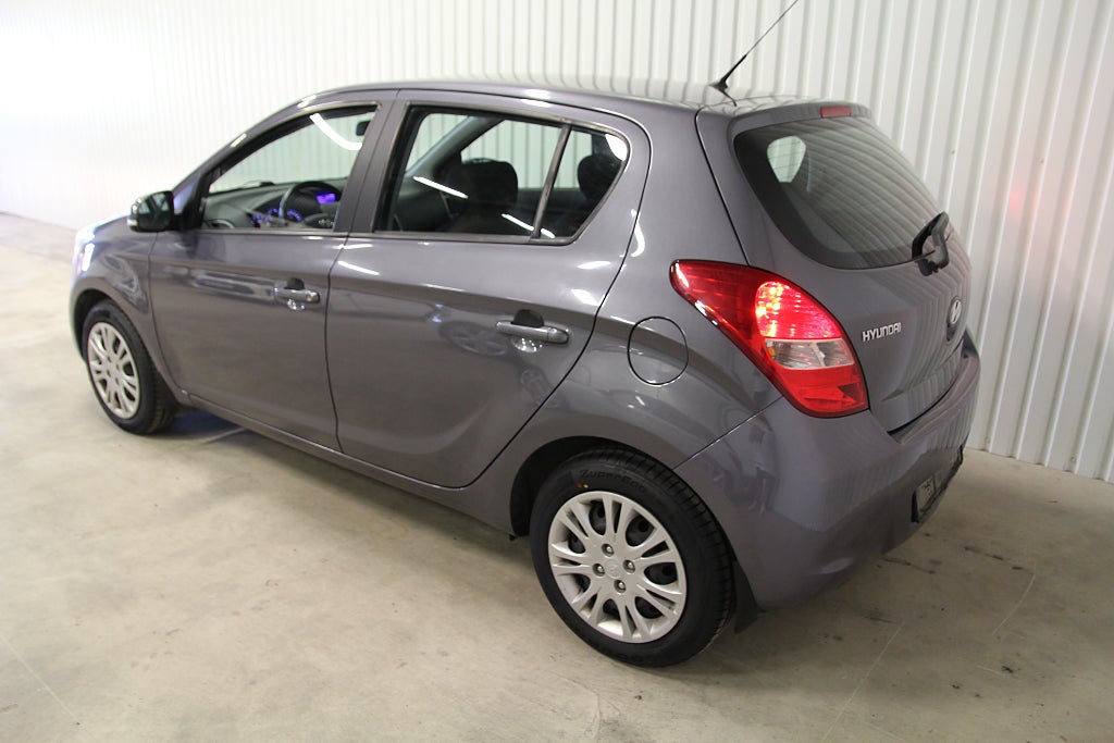 Hyundai i20 5-dörrar 1.4 AUTOMAT, låga mil, mycket fint skick!